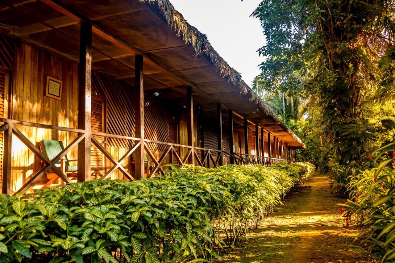 Sandoval Lake Lodge Puerto Maldonado Bagian luar foto
